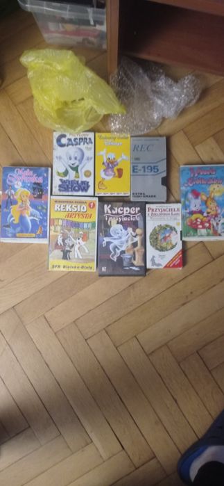 Kasety VHS różne tytuły