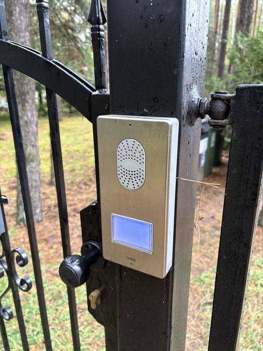 Automatyka bramowa do bram przesuwnych rozwiernych garażowych domofony