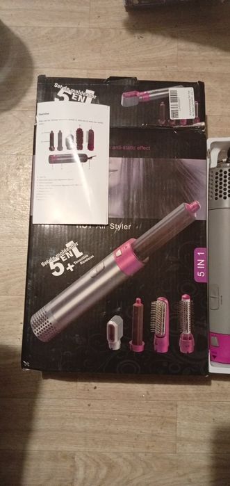 Продам Фен 5в1 новый