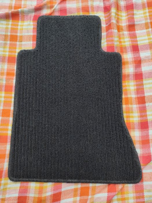 Dywanik rypsowy Mercedes W124 S124 C124 A124