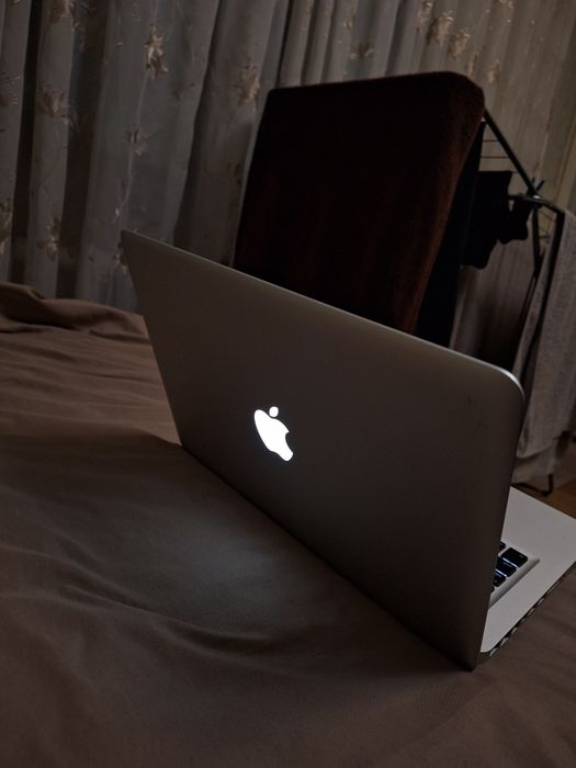 Ноутбук Apple MacBook Pro 13" 2012года(256гб)СД