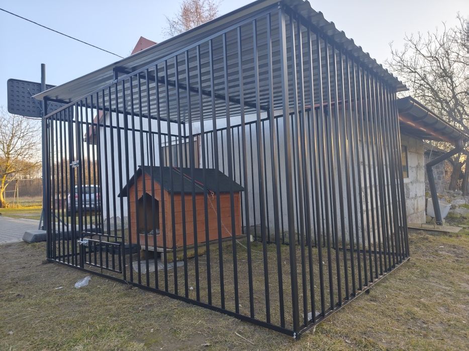 Kojce dla psów drewutnie wiaty smietnikowe
