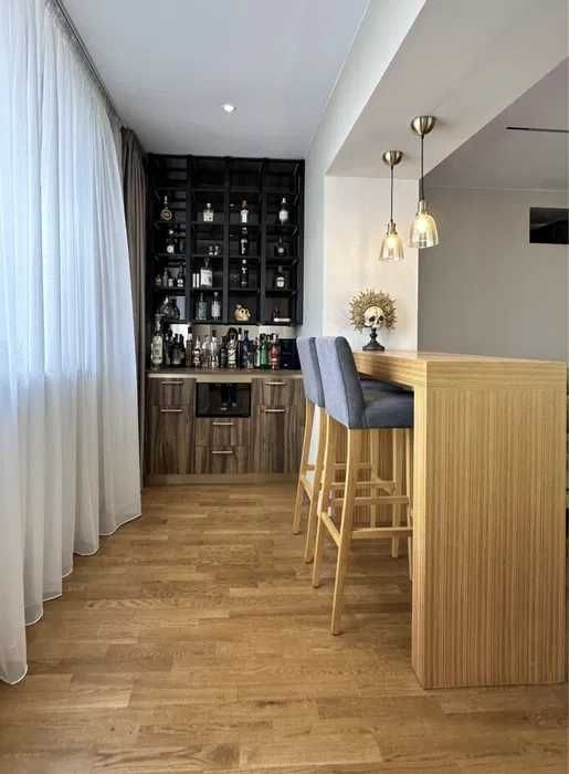 Оренда 4-х кімнатної VIP двоповерхової квартири Оболонська Набережна