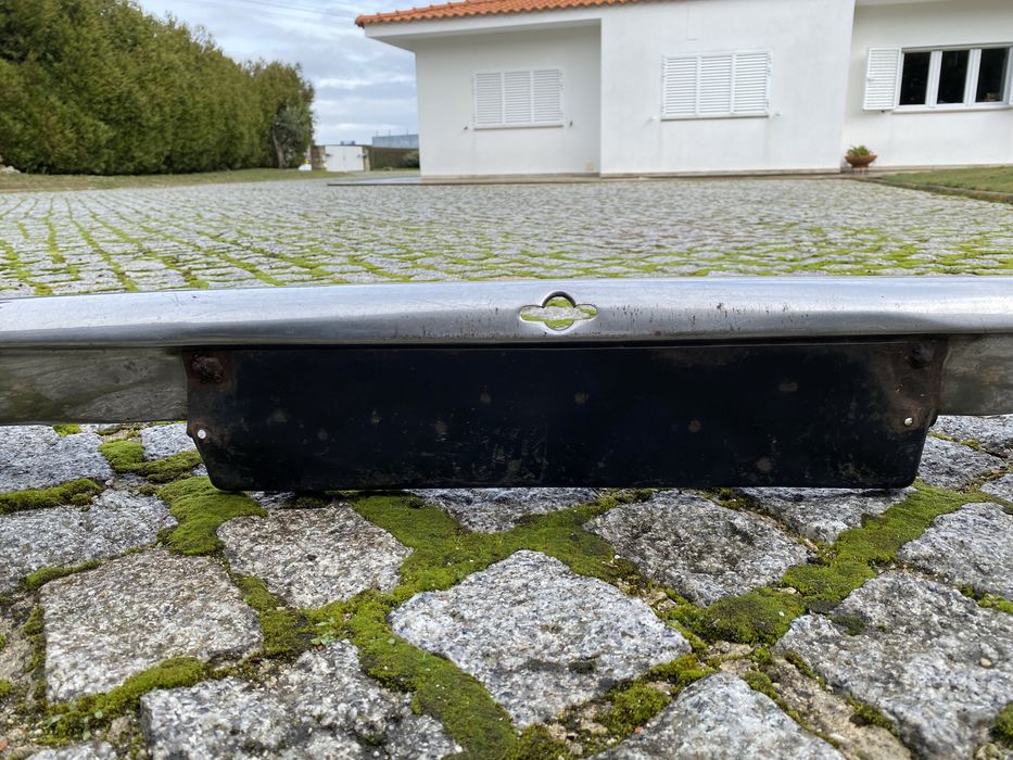 Peugeot 404 mk1 - para choques frontal