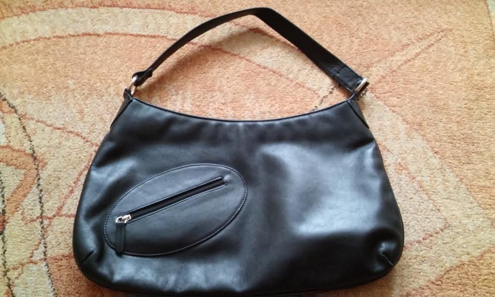 Torebka czarna - skóra naturalna - mieści A4