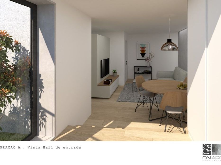 R/C de prédio em construção localizado no centro da vila da Parede
