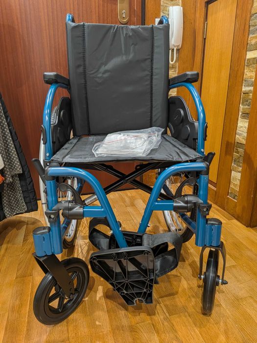 Cadeira de rodas Invacare Action R NOVA