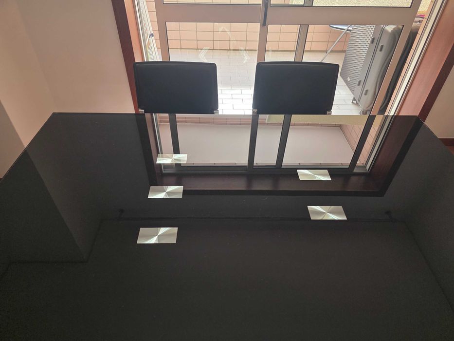 Vendo mesa de sala de jantar