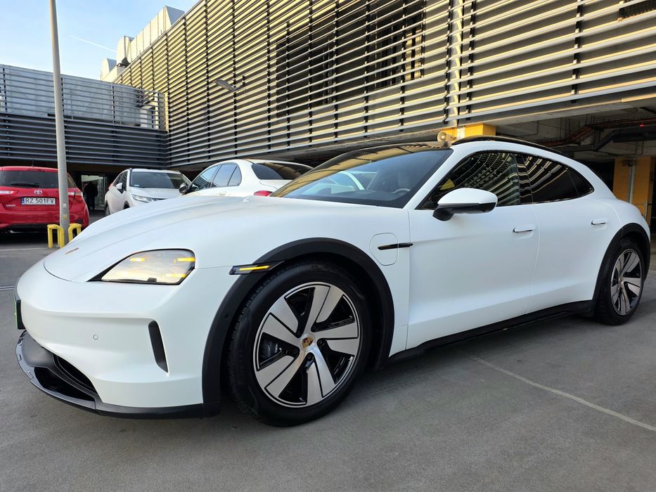 Oryginalne Felgi Porsche  Taycan z oponami  mozliwosc faktury 23% Vat