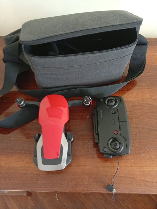 DJI Mavic Air Fly More Combo