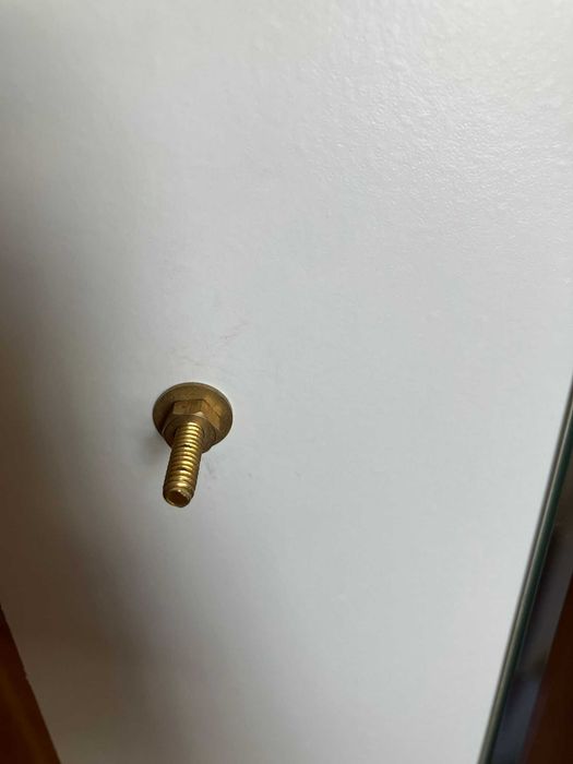 6 Puxadores sortidos para armário