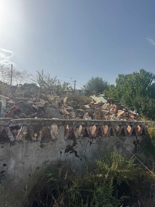 Terreno Misto com Ruina para construção