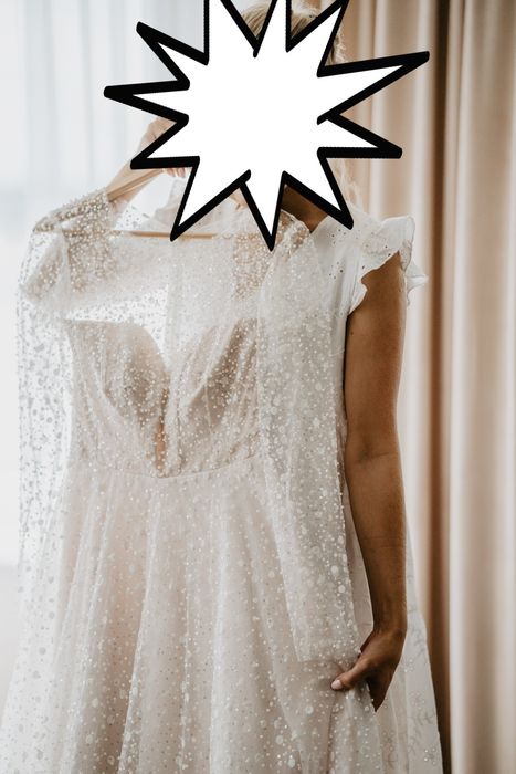 Suknia ślubna z perełkami