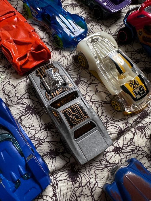 Zestaw resoraków Hot Wheels - 134 sztuki