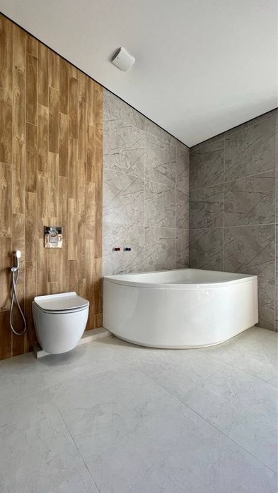 Продаж елітного ТАУНХАУСА, ФІНАЛЬНИЙ ЕТАП РЕМОНТУ, вул. Горіхівська