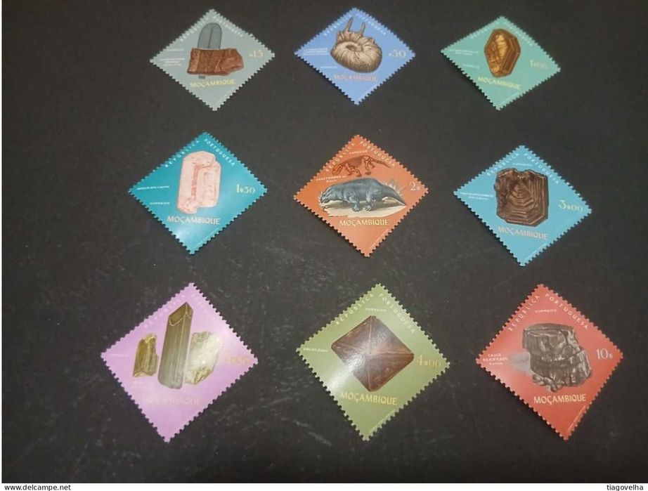 1971 - Minerals&Fossils Full Collection