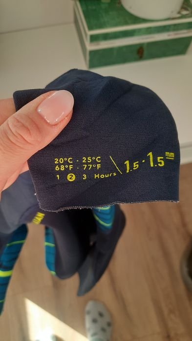 Pianka pływacka dziecięca