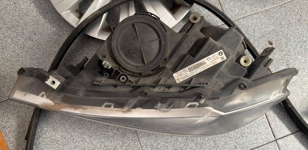 Faróis bmw frente f31 / f30 originais