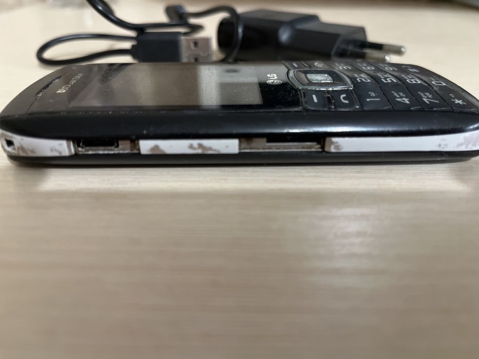 Телефон Lg gx300