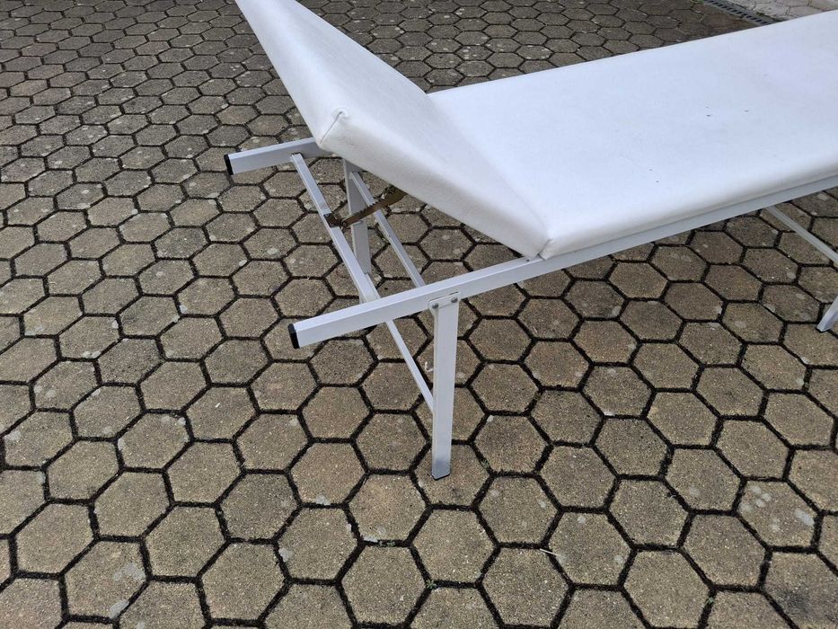 Marquesa de Estética Usada como Nova