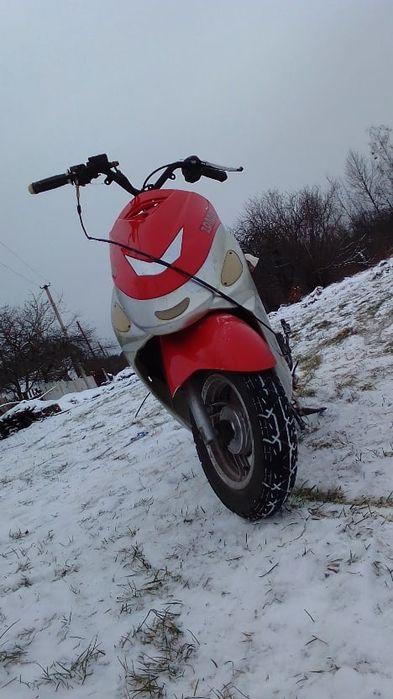 Продам скутер Zonder