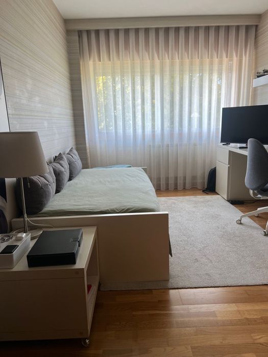 Vendo Cama Solteiro com estrado e colchao