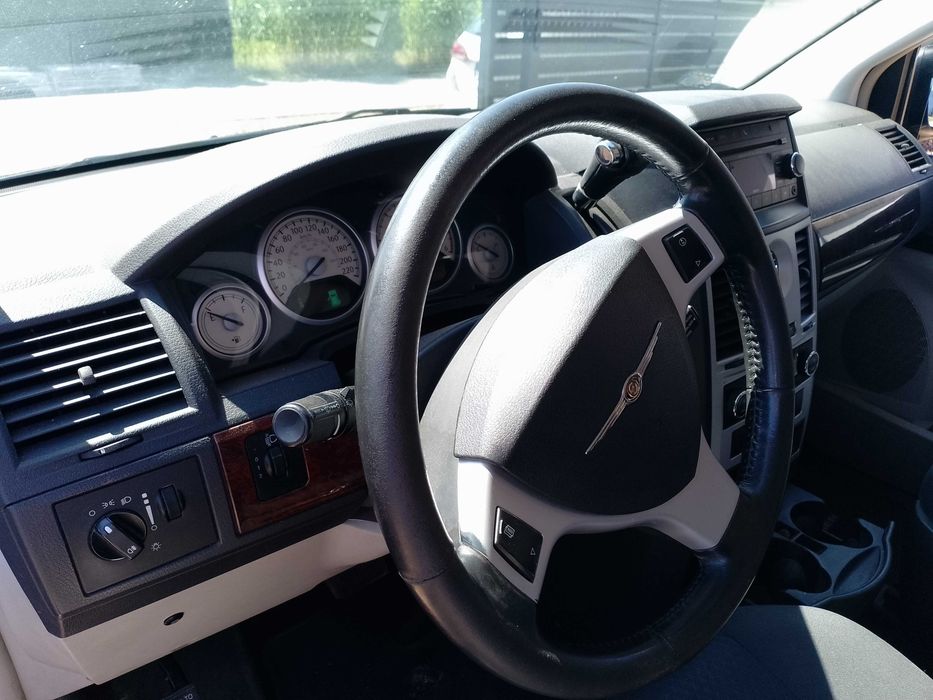 Chrysler Grand Voyager 2,8 crd