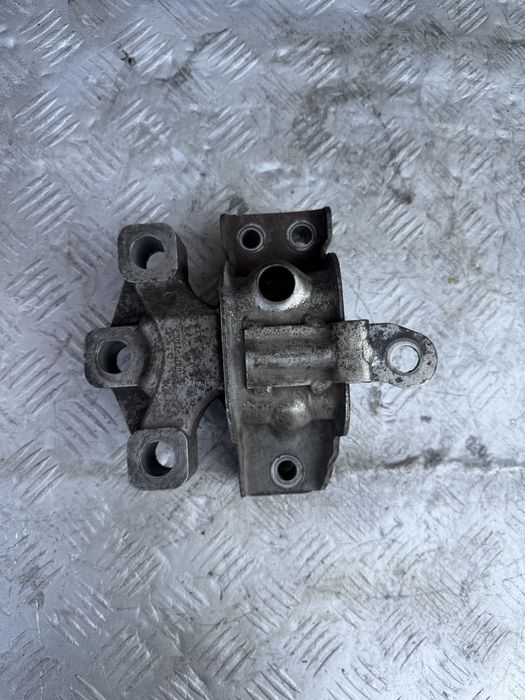 Подушка двигателя 1.9 диз альфа ромео 159 alfa romeo год 2007
