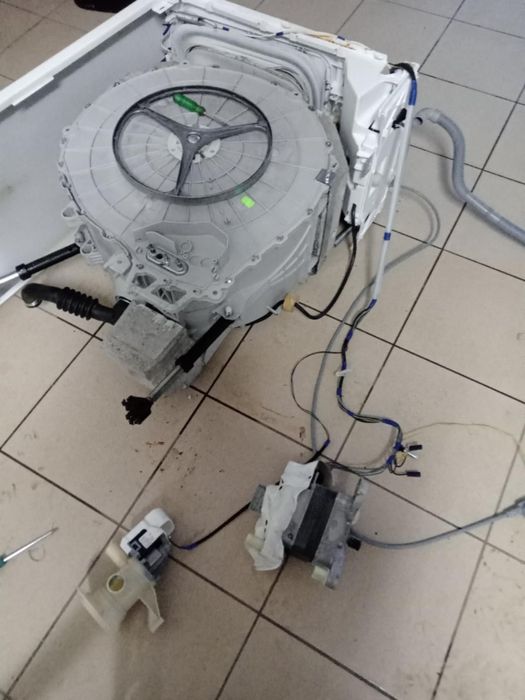 Częsci pralka Whirlpool AWE 2519P