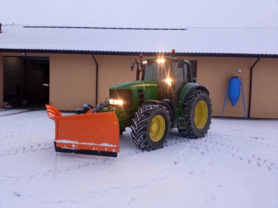 Odśnieżanie dróg, ulic, parkingów, placu,