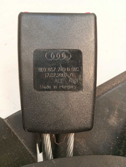 Fecho / Encaixe Cinto Segurança Trás Audi A4 B6 / B7 — Par ou Unidade