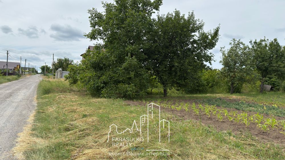 Продам земельну ділянку під будівництво