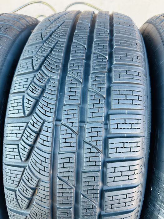 Шини зимові 225/55 R17 (97H) Pirelli Sottozero