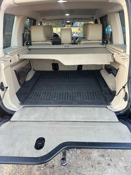 Land Rover Discovery 4