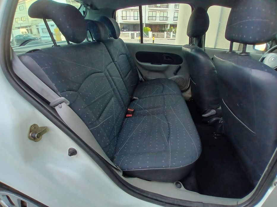 Renault Clio 1.2 Expression512941055489484804
