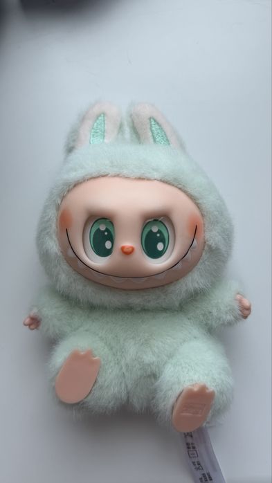 Лабубу Оригінал Pop Mart - Labubu Sea Salt Coconut (М’ятна)