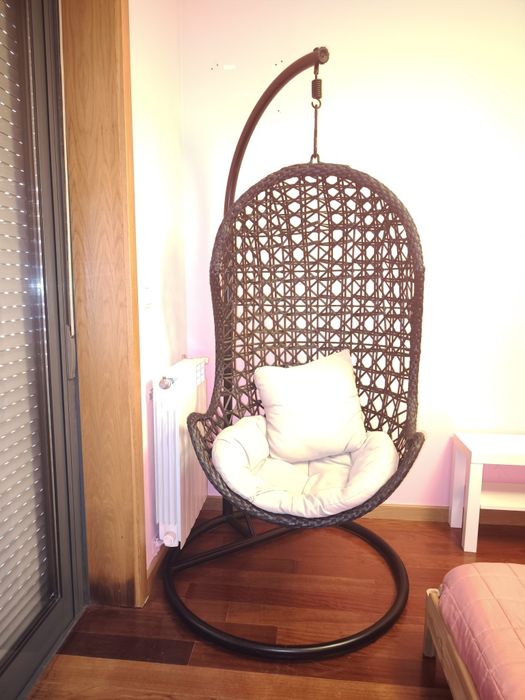 Vendo cadeira de baloiço suspensa