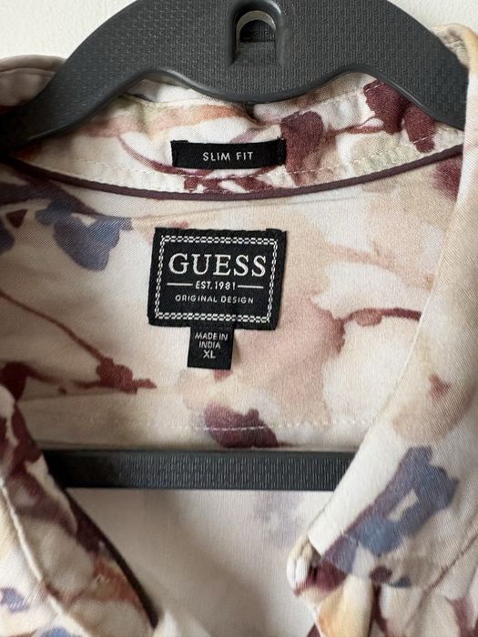 Vendo camisa da Guess