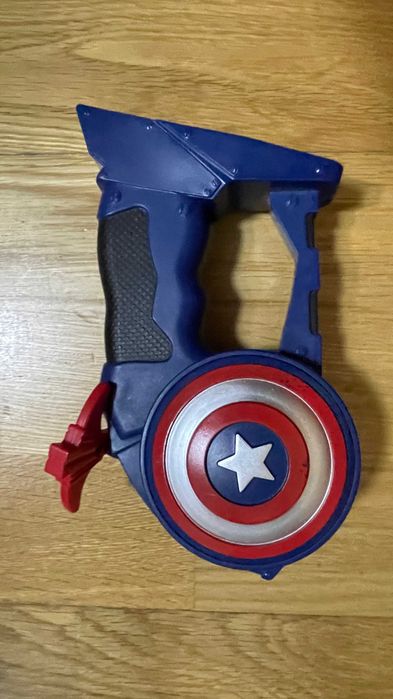 Capitão América voador + lançador