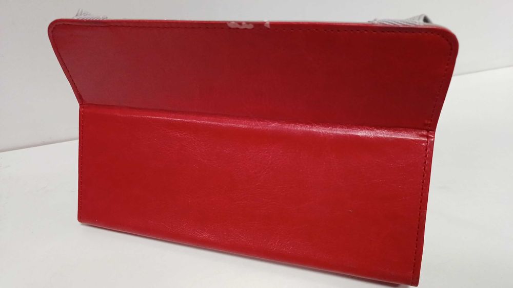 Планшет Pixus 7 дюймів з чохлом