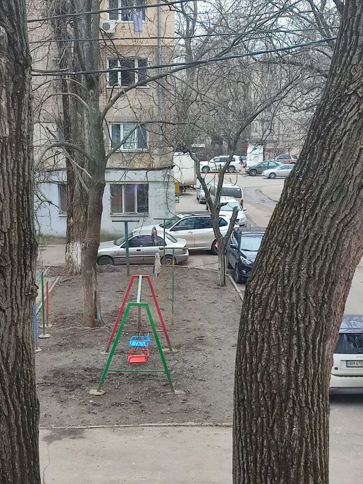 Продам комнату в коммуне  Черемушки, ул. Ак. Филатова / " Инто- Сана "