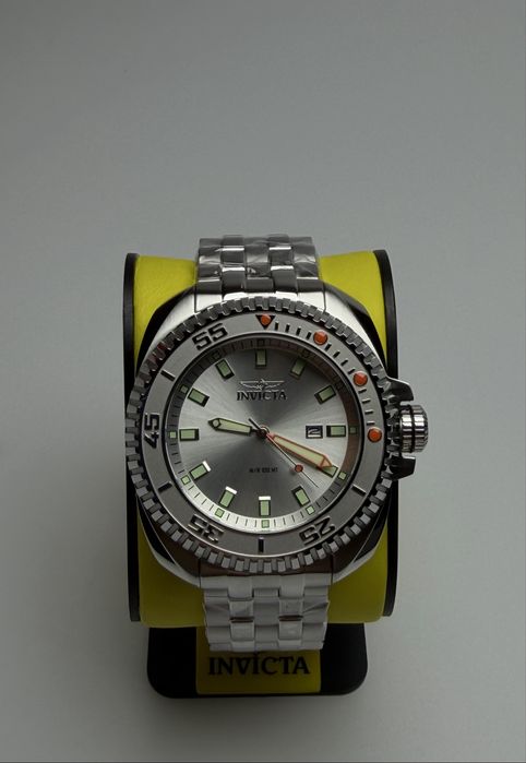 Invicta 49777, чоловічий масивний годинник, інвікта сріблясті
