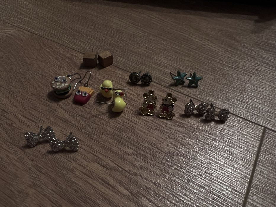 Brincos nunca usados