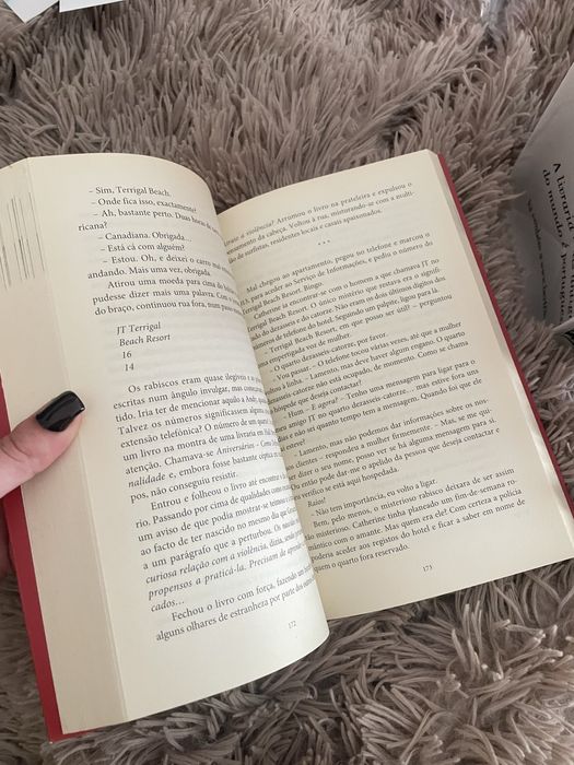 Livro Fetiche de Tara Moss