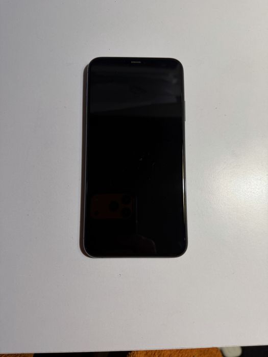 iPhone 11pro max 64гб