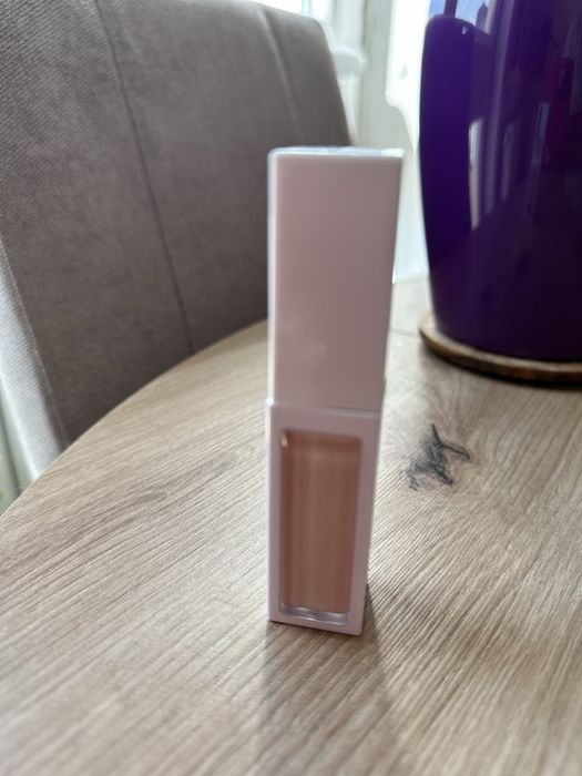 Korektor pod oczy Maybelline Super Stay numer 11