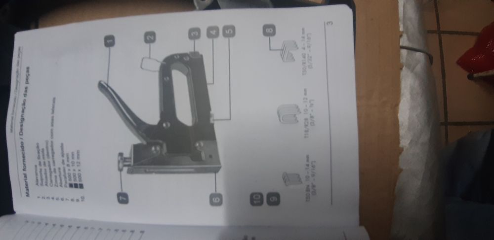 Agrafador manual novo a estrear
