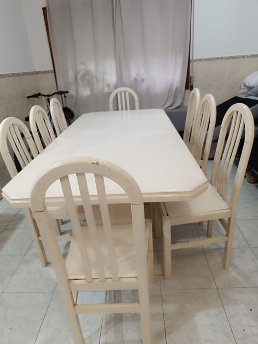 Mesa para 8 lugares madeira