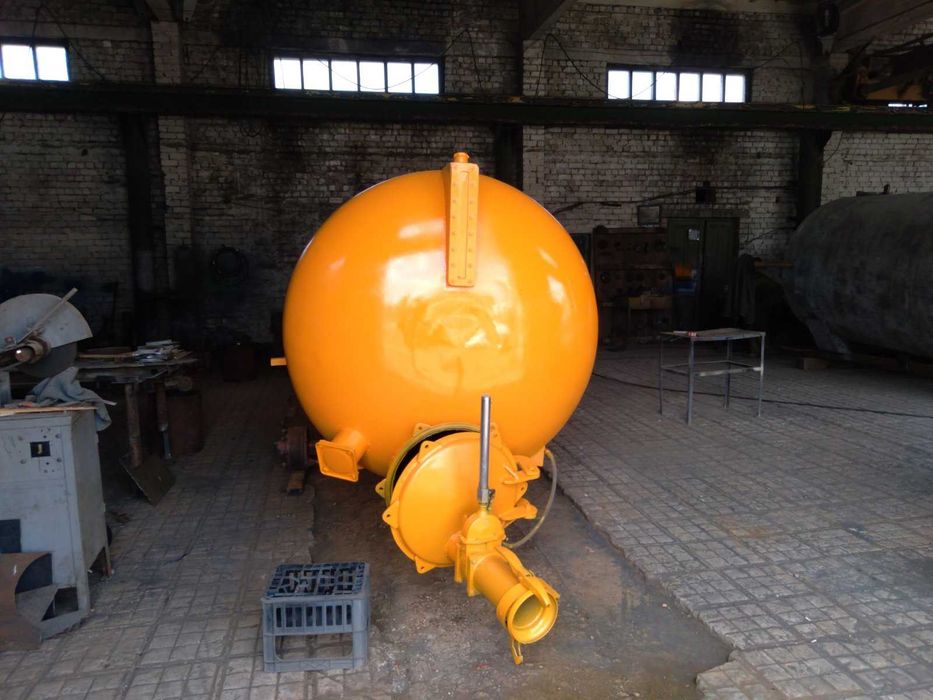 ассенизатор прицеп вакуумная цистерна