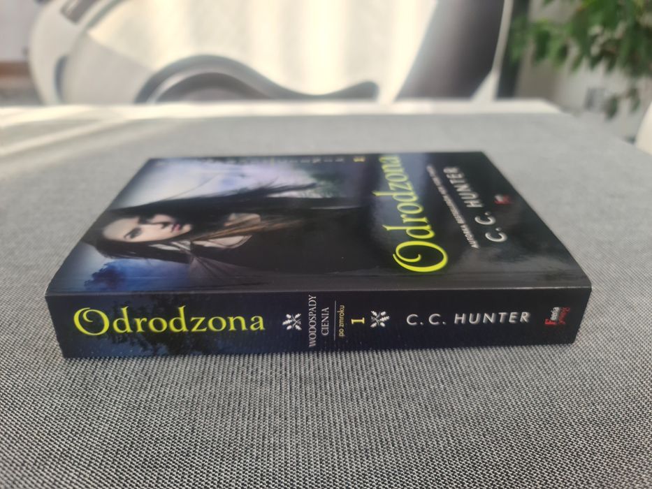 Książka "Odrodzona" C.C HUNTER